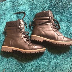 Women’s size 7 ankle boots